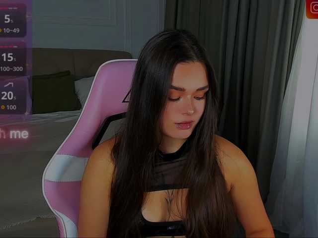 EvaRaider live cam on BongaCams