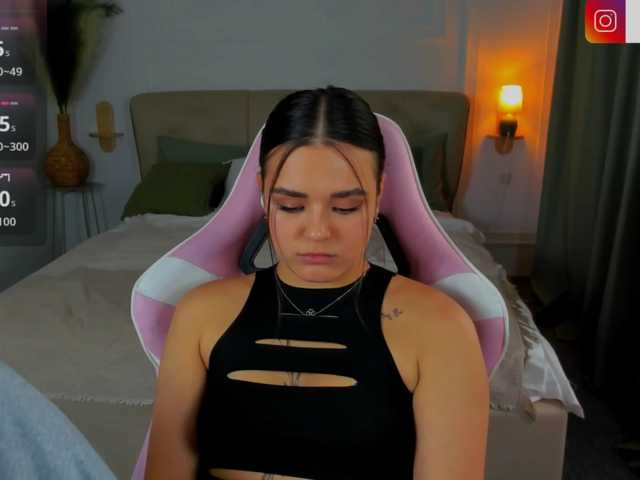 EvaRaider live cam on BongaCams