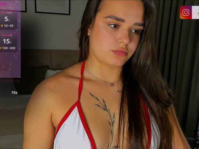 EvaRaider live cam on BongaCams