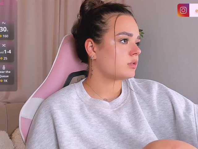 EvaRaider live cam on BongaCams
