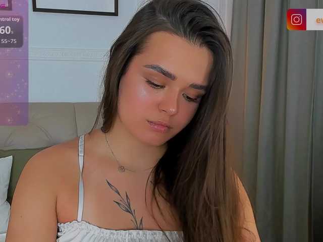 EvaRaider live cam on BongaCams