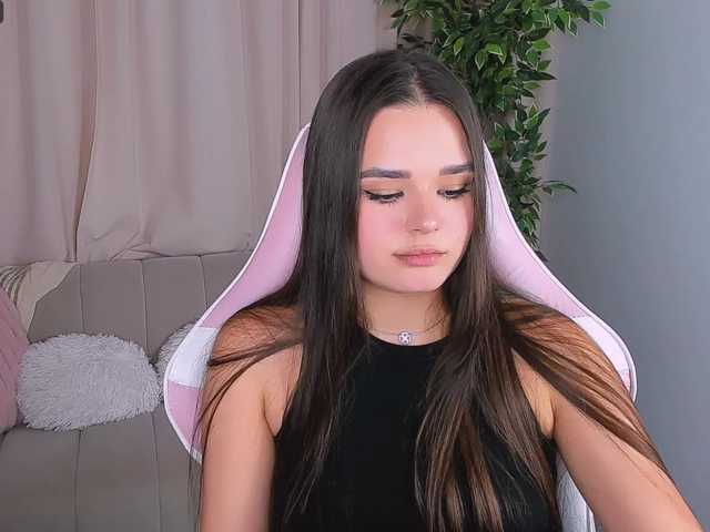 EvaRaider live cam on BongaCams