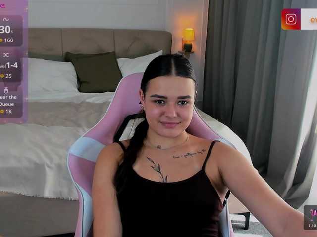 EvaRaider live cam on BongaCams