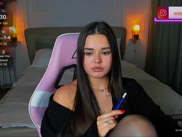EvaRaider live cam on BongaCams