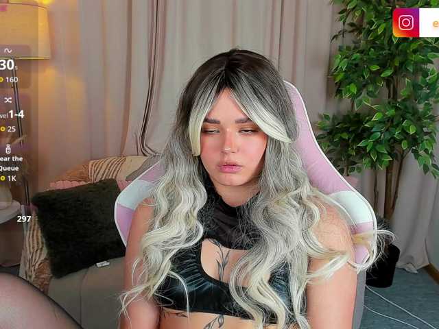 EvaRaider live cam on BongaCams