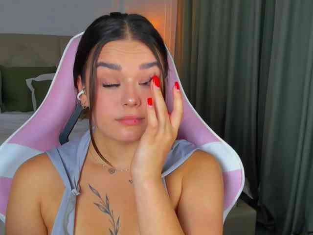 EvaRaider webcam