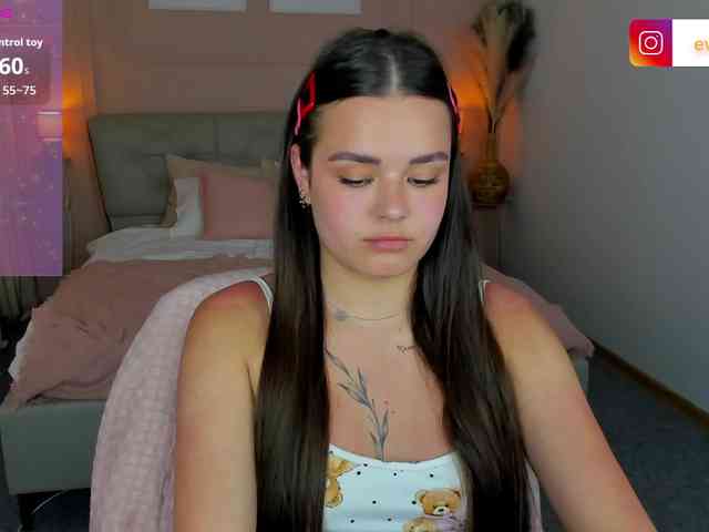 EvaRaider webcam