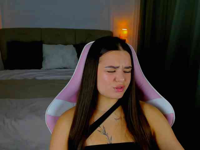 EvaRaider webcam