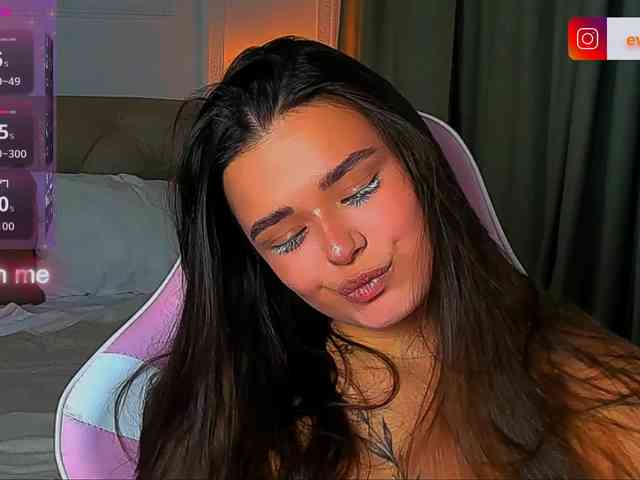 EvaRaider webcam