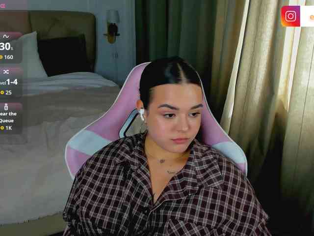 xxx live chat EvaRaider