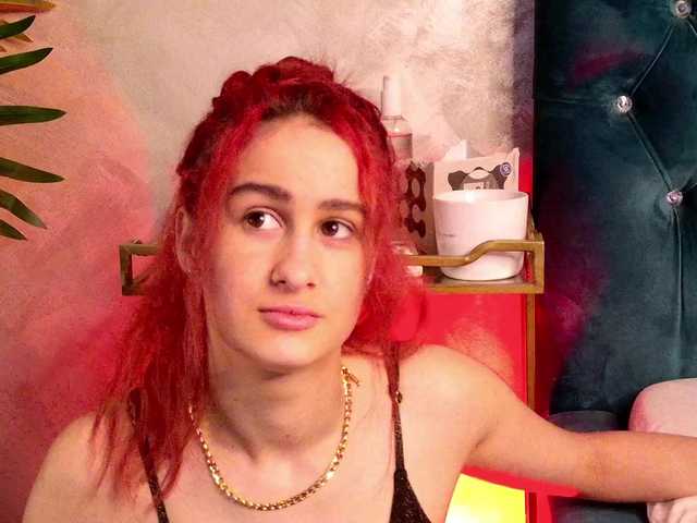 IrisMiley's BongaCams show and profile