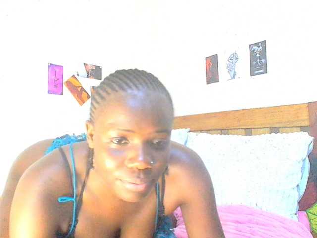 Loresho live cam on BongaCams