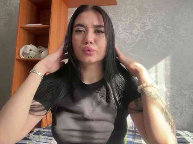 MagdaleneWaits webcam