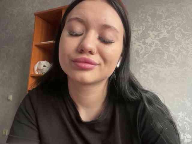 MagdaleneWaits webcam