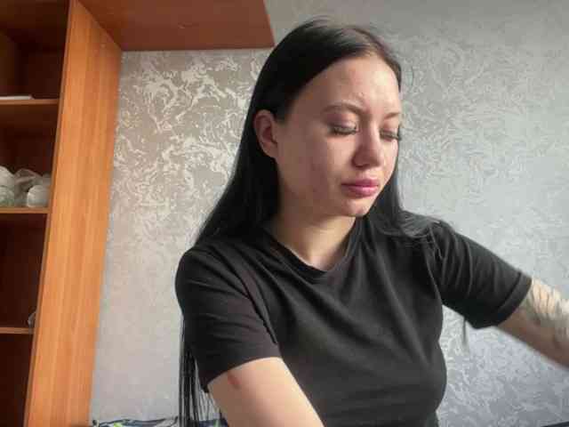 MagdaleneWaits webcam