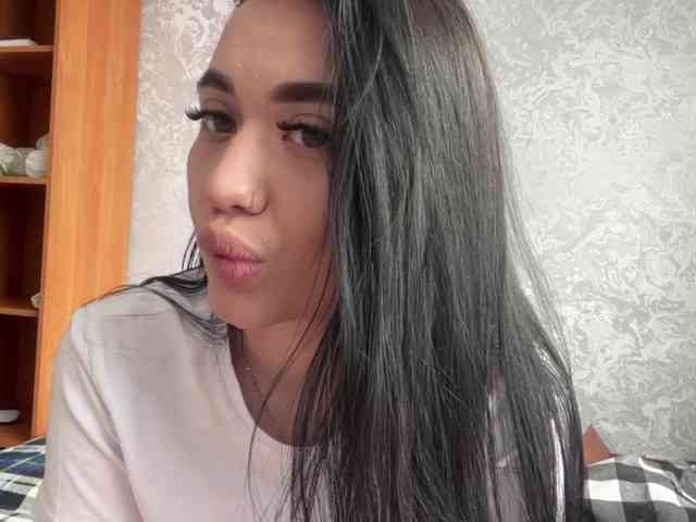 MagdaleneWaits webcam