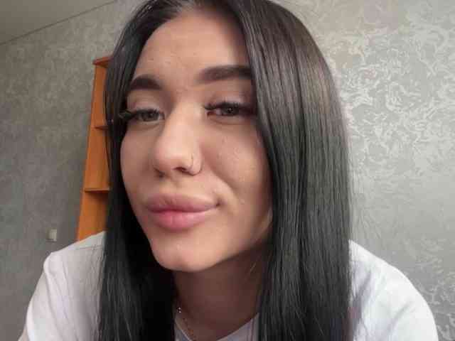 MagdaleneWaits webcam