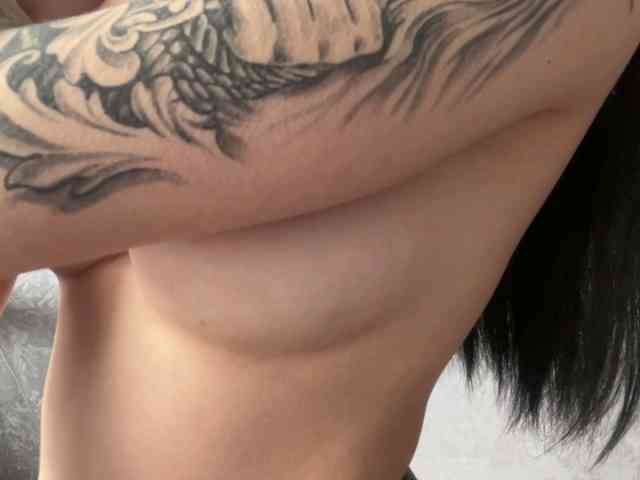 MagdaleneWaits webcam