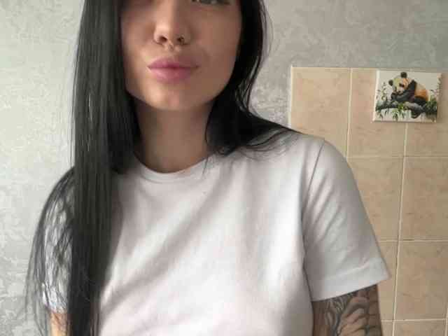 MagdaleneWaits webcam