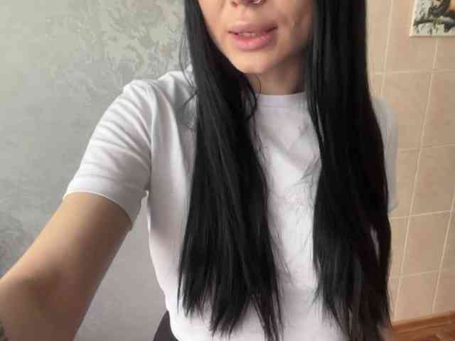 MagdaleneWaits webcam