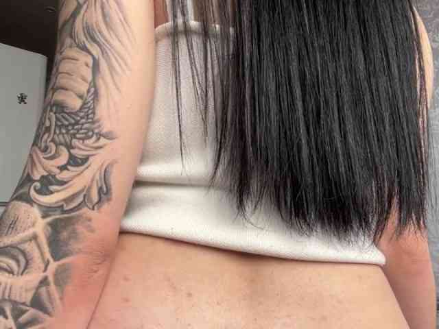 MagdaleneWaits webcam