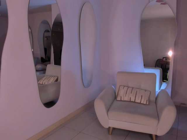 ArianaNova live cam on BongaCams