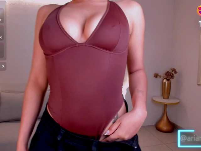 ArianaNova live cam on BongaCams