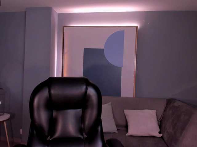 ArianaNova's BongaCams show and profile