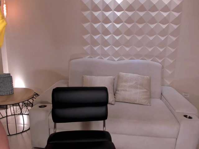 ArianaNova live cam on BongaCams