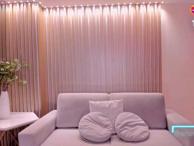 ArianaNova live cam on BongaCams