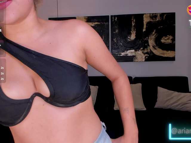 ArianaNova live cam on BongaCams