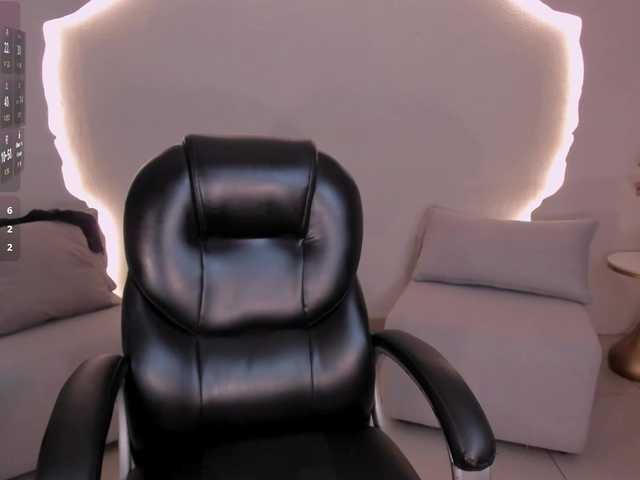 ArianaNova live cam on BongaCams