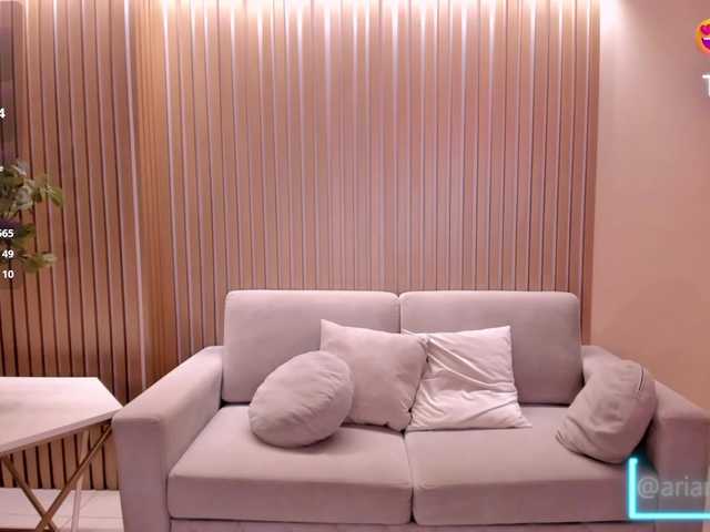 ArianaNova live cam on BongaCams