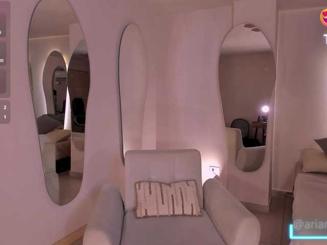 ArianaNova live cam on BongaCams
