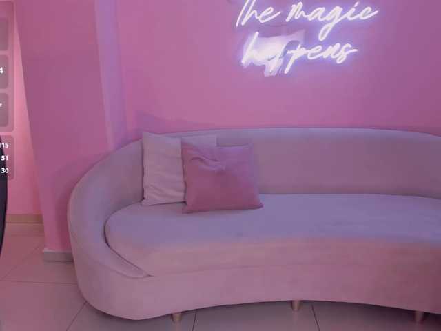 ArianaNova live cam on BongaCams
