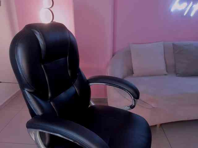 ArianaNova Live Webcam on BongaCams