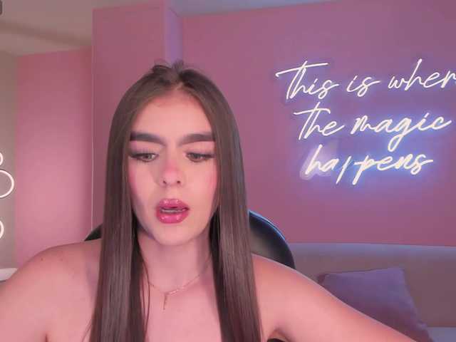 AntonellaDimeo live cam on BongaCams