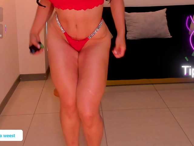 RebeccaWest live cam on BongaCams