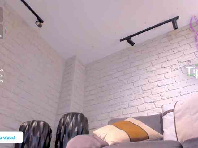 RebeccaWest webcam