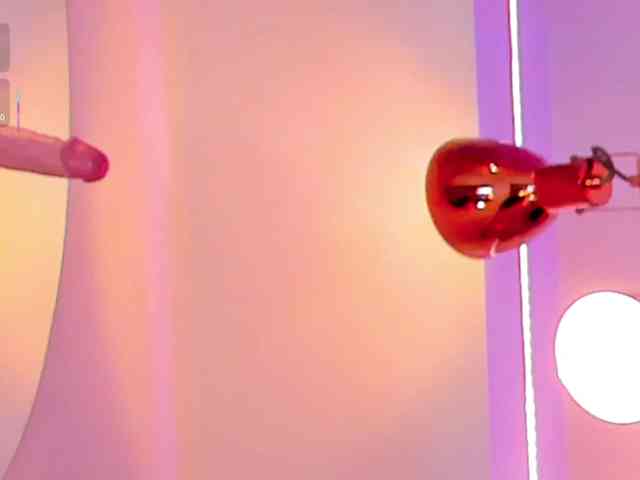RebeccaWest webcam
