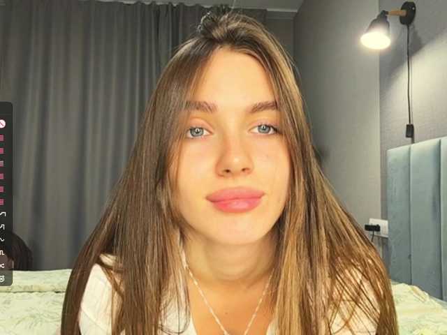 NydiaFuelling live cam on BongaCams