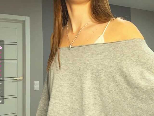 NydiaFuelling live cam on BongaCams