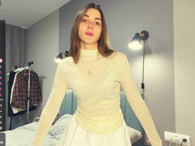 NydiaFuelling live cam on BongaCams