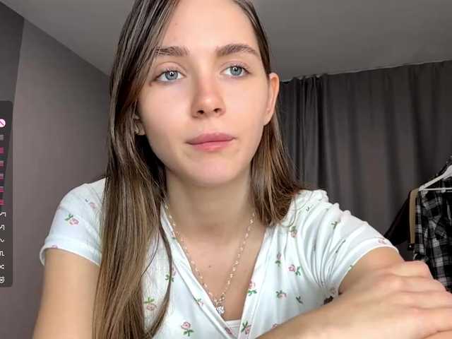 NydiaFuelling live cam on BongaCams