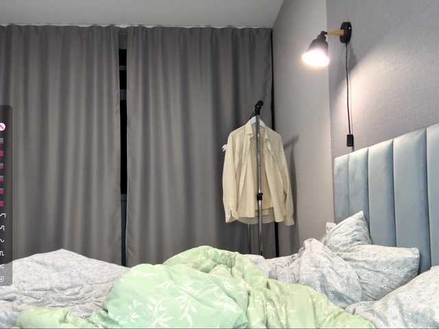 NydiaFuelling live cam on BongaCams