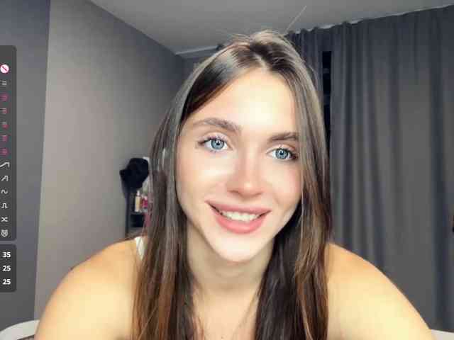NydiaFuelling webcam