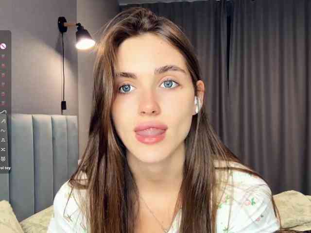 NydiaFuelling webcam