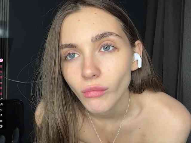 NydiaFuelling webcam