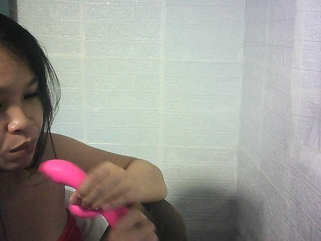 bigbooty24 live cam on BongaCams