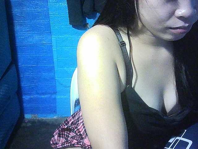 bigbooty24 live cam on BongaCams